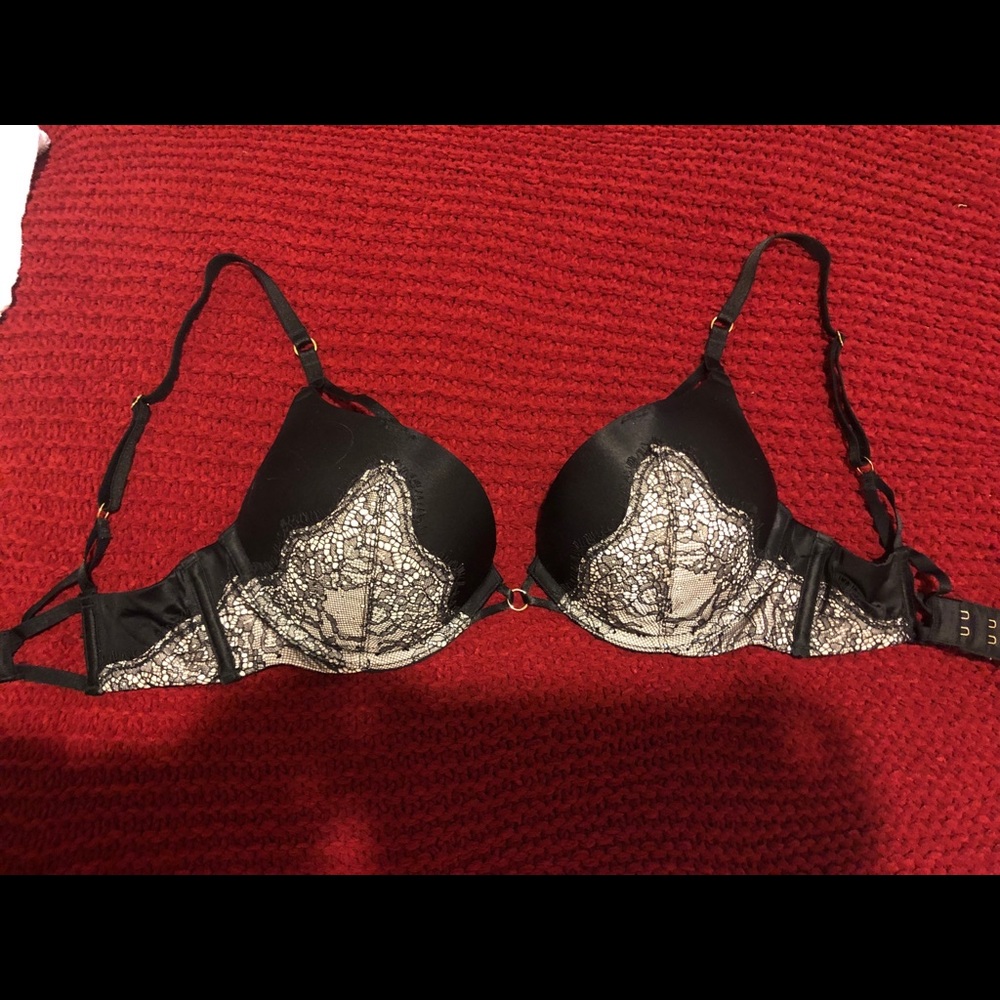 Victoria’s Secret Bombshell Bra